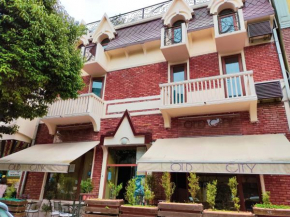 Aparthotel Old City